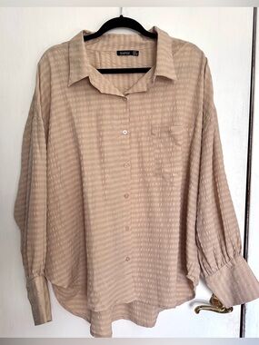 Boohoo Oversized Beige Long-Sleeve Button-Up Shirt